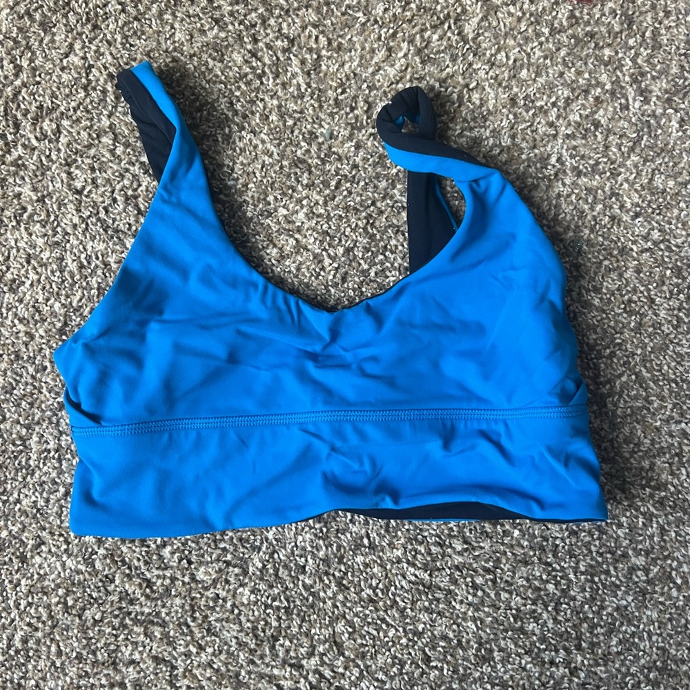 Reversible Lululemon Align Bra size 8 poolside/navy